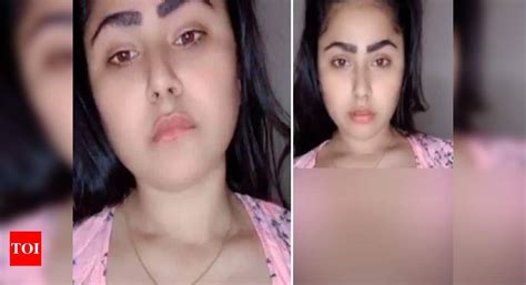 indian girl nude leaked|Indian New Videos